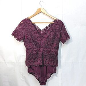 Hanky Panky Short Sleeve V Neck Floral Lace Bodysuit Eggplant Purple Large